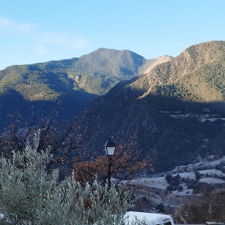 Casa Rural La Comella Tirvia Bagian luar foto