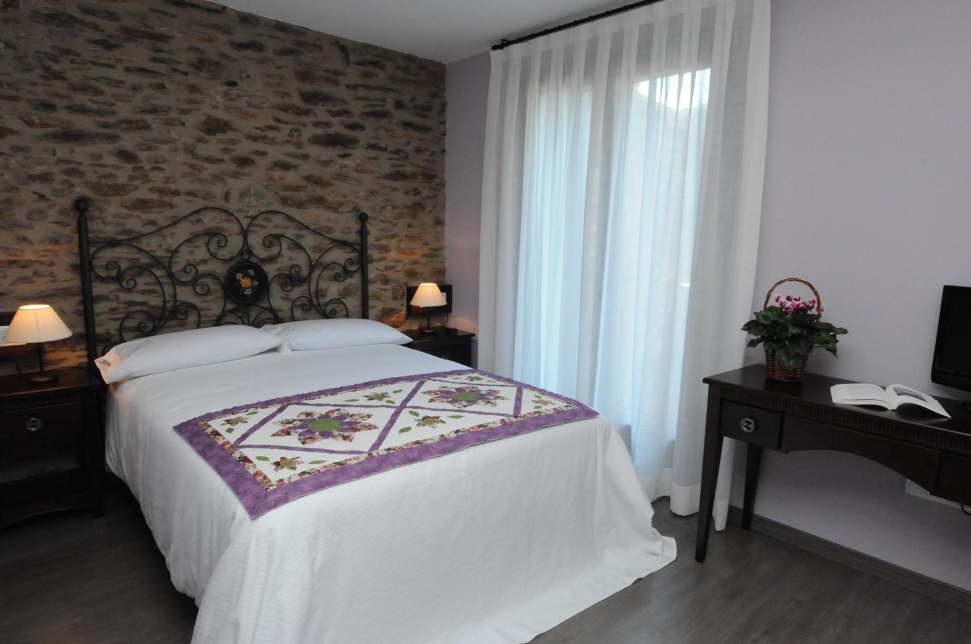 Casa Rural La Comella Tirvia Bagian luar foto