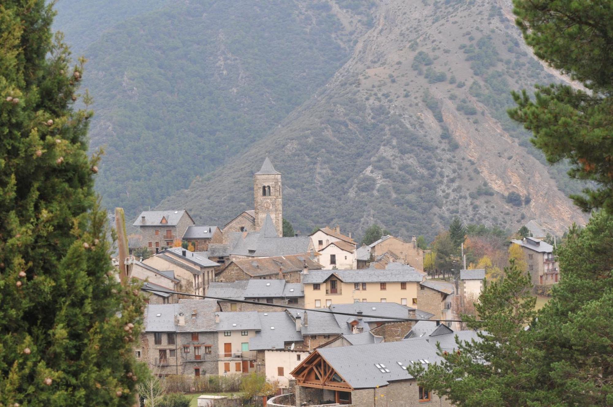 Casa Rural La Comella Tirvia Bagian luar foto