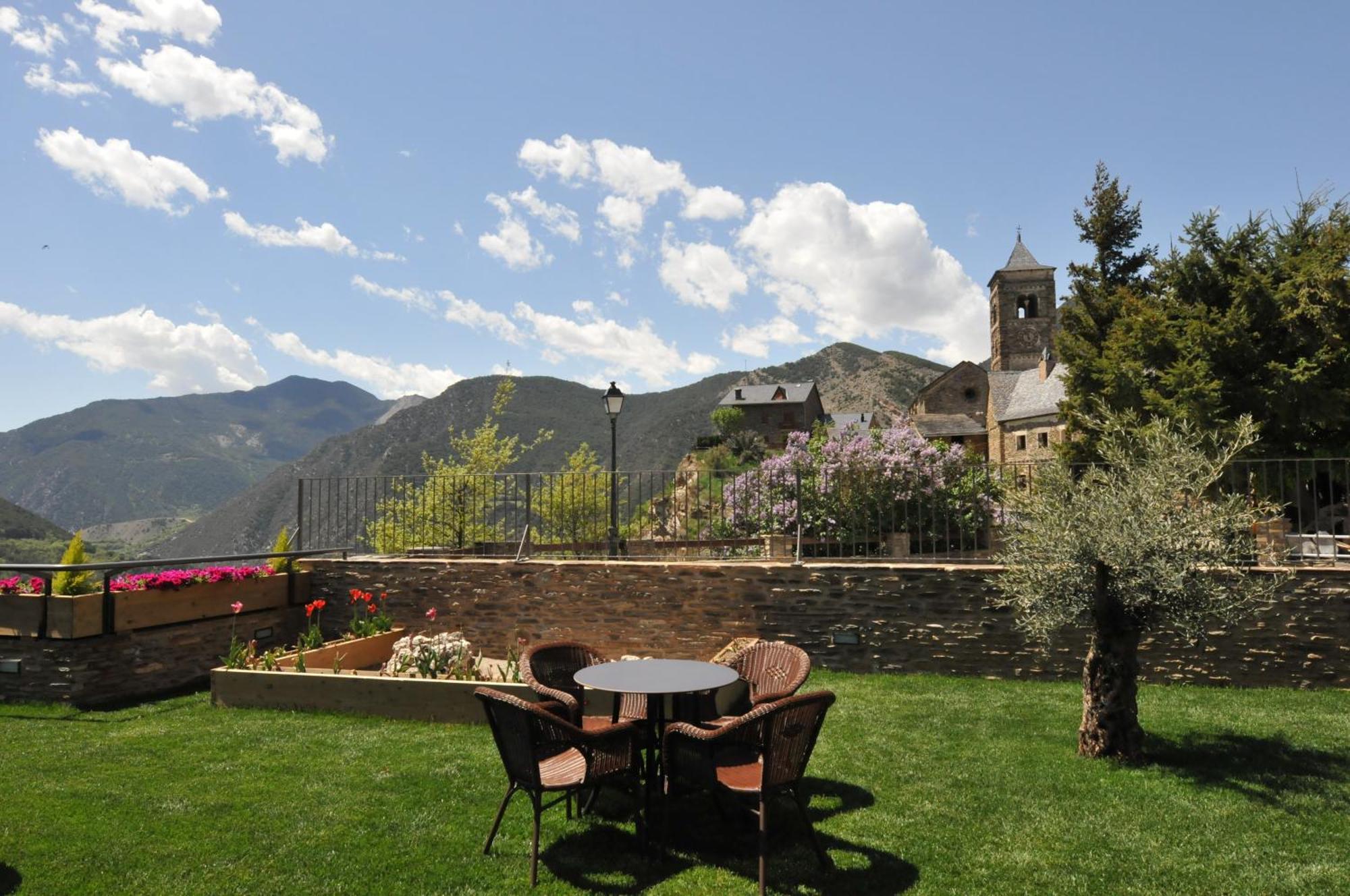 Casa Rural La Comella Tirvia Bagian luar foto